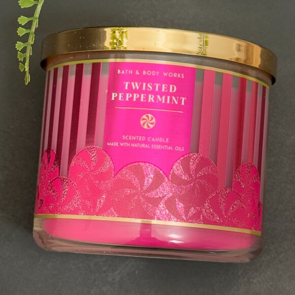 BBW Twisted Peppermint Bath & Body Works 3 Wick Candle - Picture 5 of 10